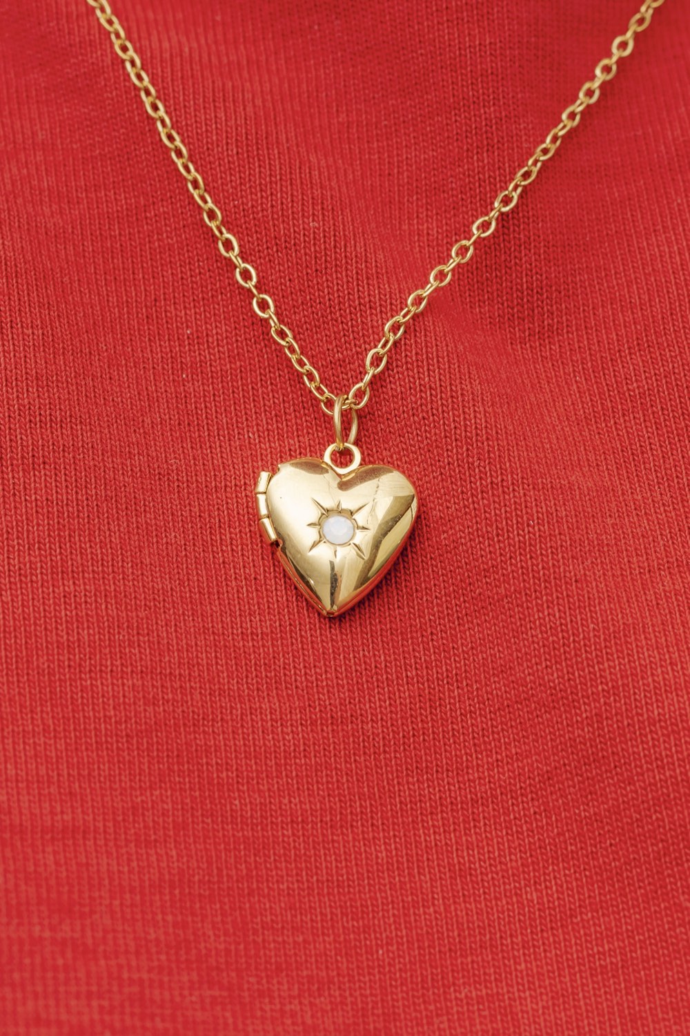 LOCKET AMORCITO BLANCO